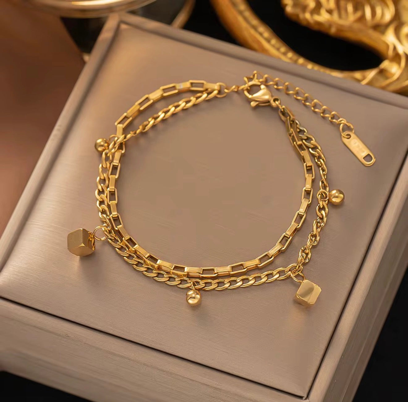 Brazalete isla dorada